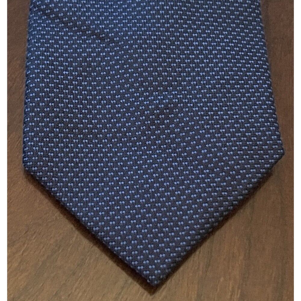 Kenneth Cole Awearness Blue 75% Silk 25% Cotton Made In China
